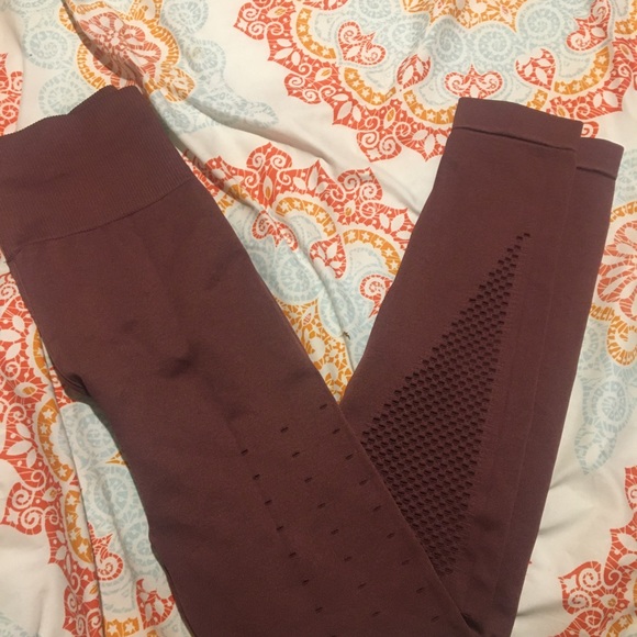 Varley Becky Tight In Windsor Wine SZ XXS new - Picture 6 of 8